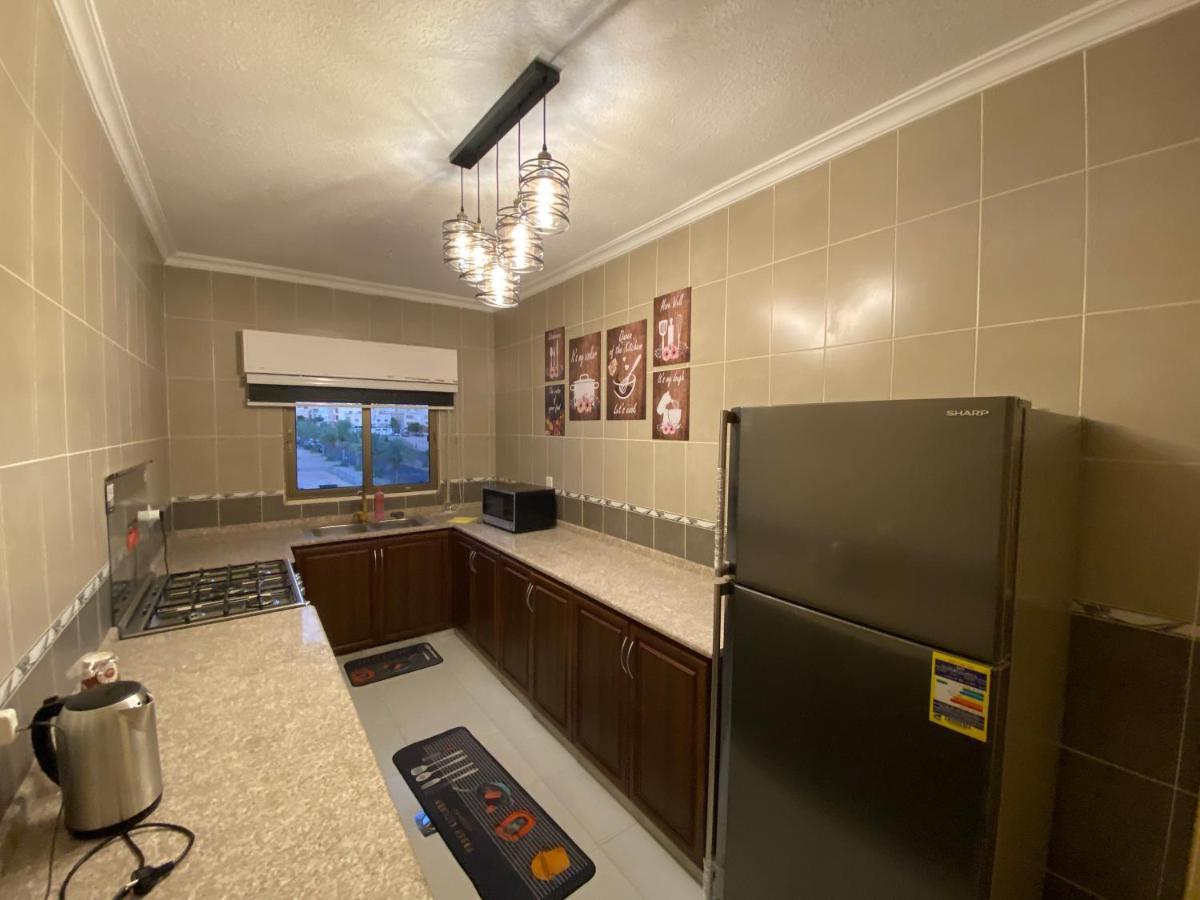 Lovely 3-Bedrooms Rental Unit Акаба Экстерьер фото